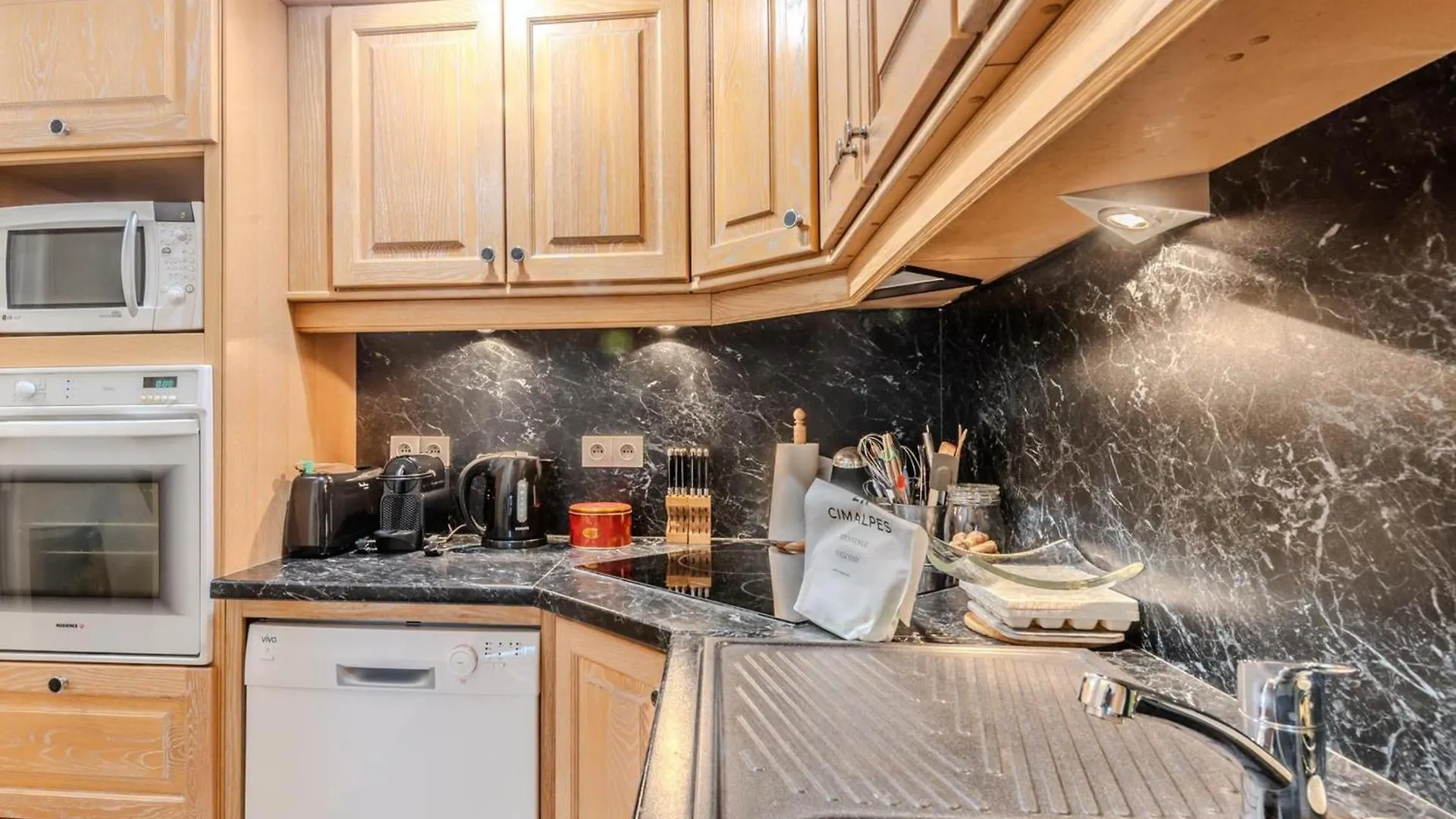 Appartement Cosy A Morzine Avec Parking Et Internet - Fr-1-754-30 0*,